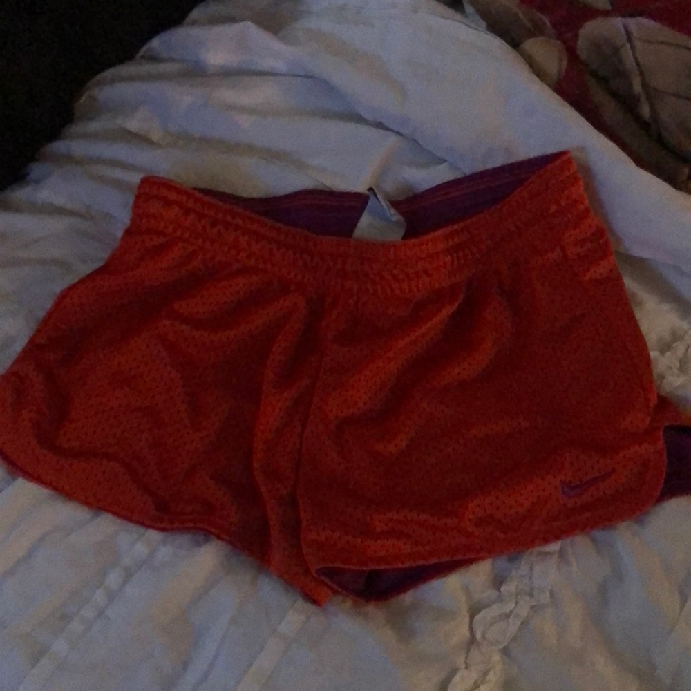 Shorts Nike , 2 nike and 1 beach shorts